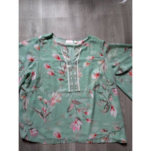 Belle Kim Gravel Green Floral Beaded Tunic Top Embroidered VNeck Bell Sleeves 2x - Picture 2 of 5